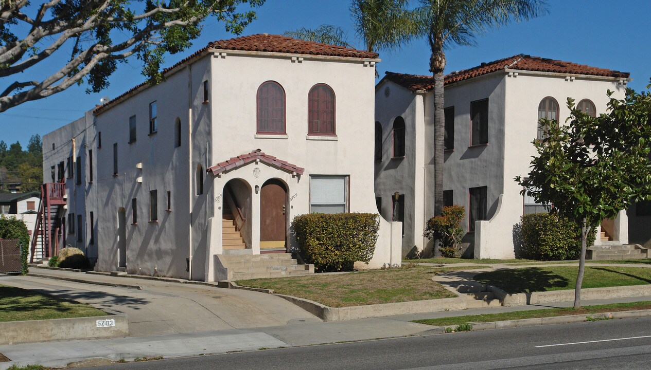 5709-5715 Huntington Dr in Los Angeles, CA - Building Photo