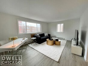 7609 N Sheridan Rd, Unit 1 in Chicago, IL - Foto de edificio - Building Photo