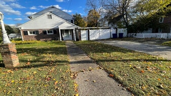 101 Branch St in Mount Holly, NJ - Building Photo