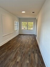 750 NE 86th St in Miami, FL - Building Photo - Building Photo