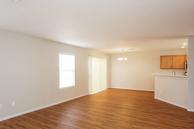 664 Rising Brook Dr in Henderson, NV - Foto de edificio - Building Photo