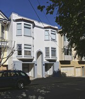 242 Fair Oaks St Apartments