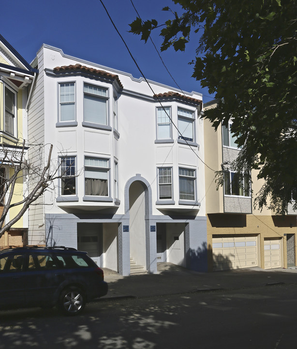 242 Fair Oaks St in San Francisco, CA - Building Photo