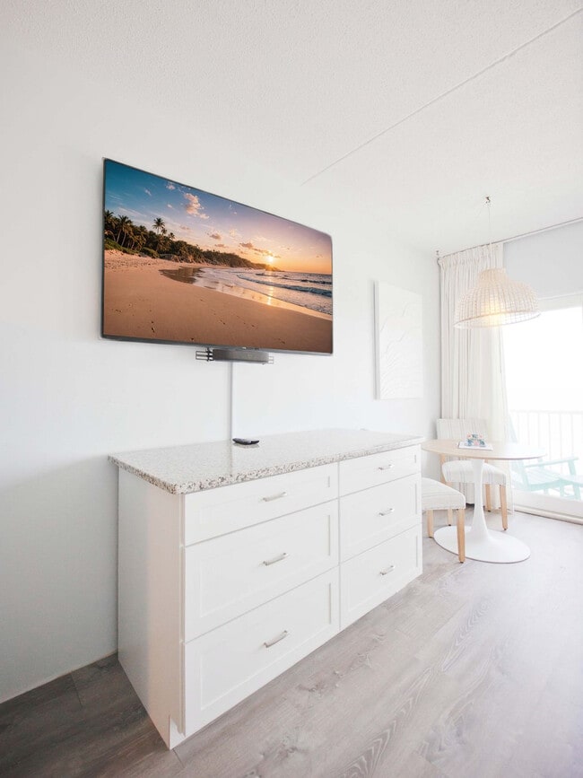 703 Ocean Blvd in Hampton, NH - Building Photo - Building Photo