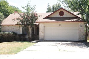 2207 Lancaster Gate Cove in Round Rock, TX - Building Photo