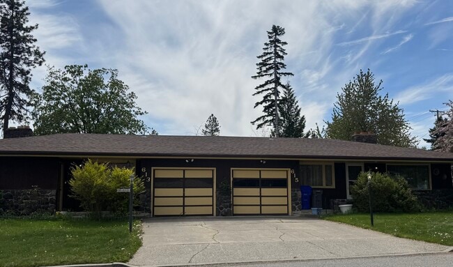 613 W Jay Ave in Spokane, WA - Building Photo - Building Photo