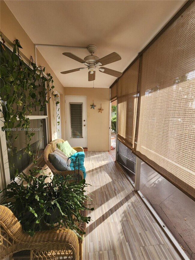 100 SE 6th Ave in Pompano Beach, FL - Building Photo - Building Photo