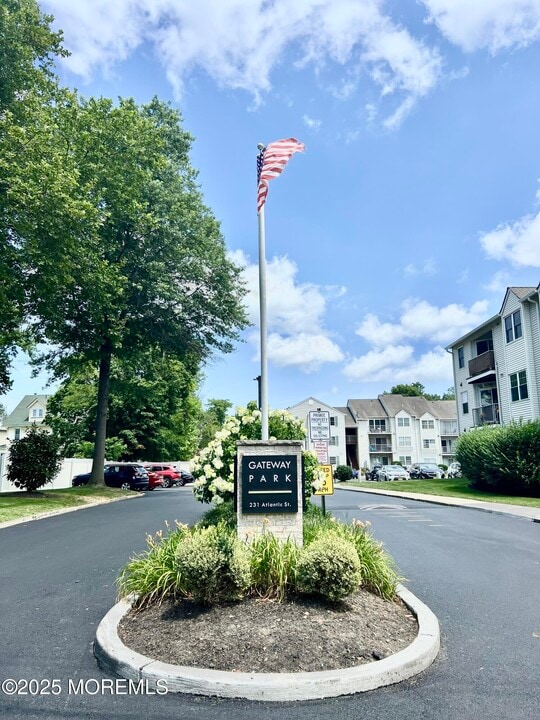 231 Atlantic St in Keyport, NJ - Building Photo