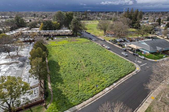 Northview Apartments in Sacramento, CA - Building Photo - Building Photo