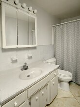 1018 Park Dr, Unit 2 in Indian Harbour Beach, FL - Foto de edificio - Building Photo