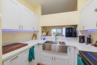 33 Waiaka Ln in Wailuku, HI - Building Photo - Building Photo