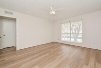 12633 Memorial Dr photo'