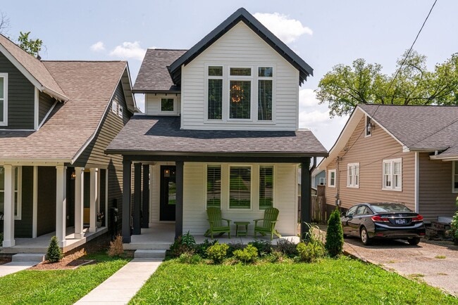 1335 Stainback Ave in Nashville, TN - Building Photo - Building Photo