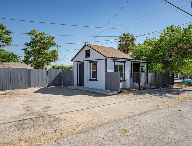 property at 200 Van Buren St