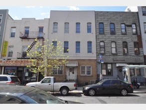 186 Wilson Ave in Brooklyn, NY - Building Photo - Building Photo