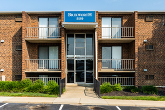 Brixworth in Cincinnati, OH - Building Photo - Building Photo