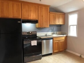 2030 Maple St, Unit 6 in Longview, WA - Building Photo - Building Photo