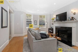 70 E Brookline St, Unit 1 in Boston, MA - Building Photo - Building Photo