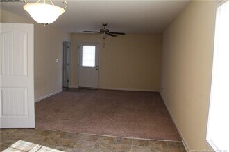 3705a Hillcrest Dr in Lumberton, NC - Foto de edificio - Building Photo