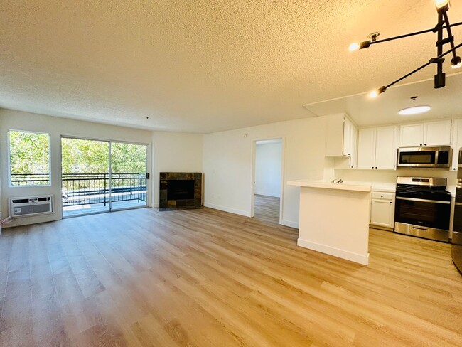 property at 1415 Venice Blvd.