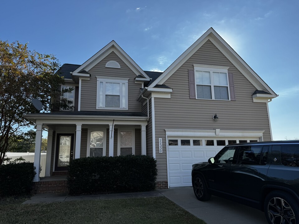 22330 Douglas Ct in Great Mills, MD - Building Photo