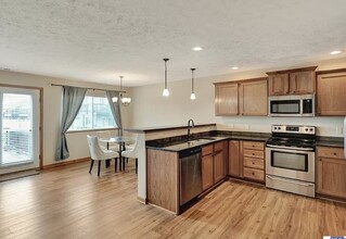 6522 S 57th St in Lincoln, NE - Building Photo - Building Photo