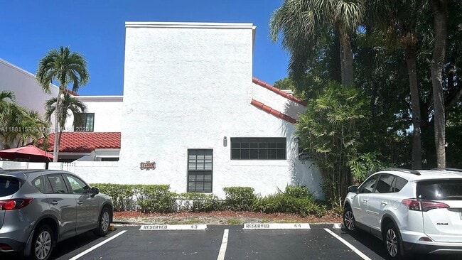 property at 20937 Bay Ct
