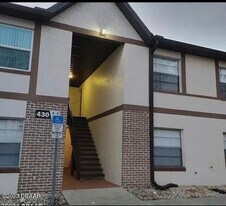 430 Banana Cay Dr in South Daytona, FL - Building Photo
