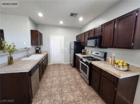 1500 Ruby Cliffs Ln in Las Vegas, NV - Building Photo