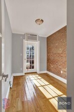 424 E 9th St in New York, NY - Building Photo - Building Photo