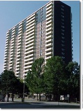 Dentonia Place in Toronto, ON - Building Photo - Building Photo