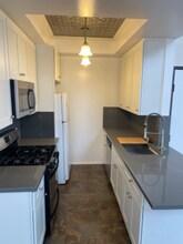 1224 S Corning St, Unit Unit 7 in Los Angeles, CA - Building Photo - Building Photo