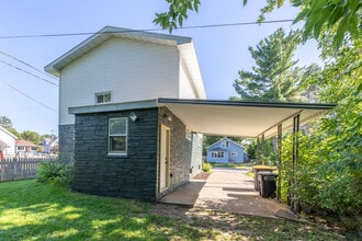 13 Gilbert St in Rhinelander, WI - Building Photo - Building Photo