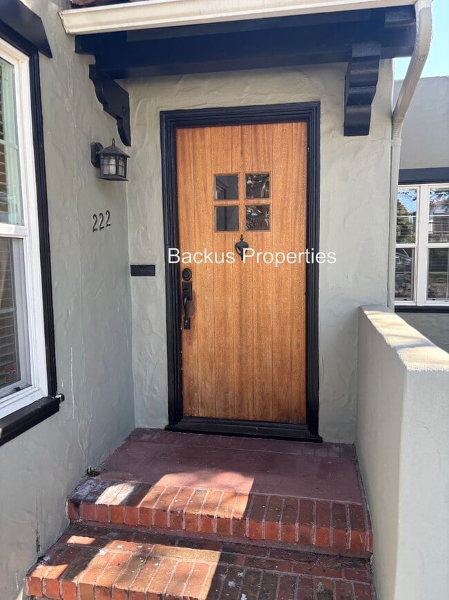 222 Oak St in Salinas, CA - Building Photo - Building Photo