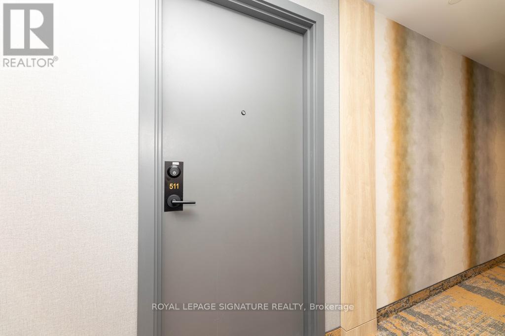 1010 Dundas St E in Whitby, ON - Building Photo