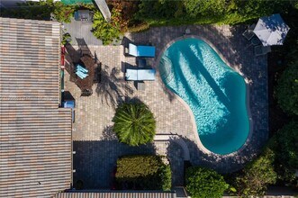 418 SE 3rd Terrace in Dania Beach, FL - Building Photo - Building Photo