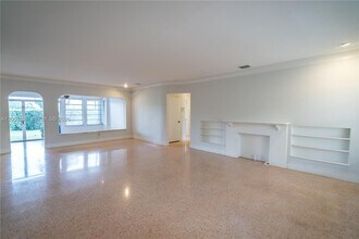 475 S Shore Dr in Miami Beach, FL - Building Photo - Building Photo