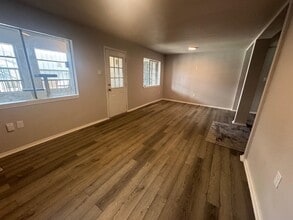 520 Hidalgo St in Laredo, TX - Building Photo - Building Photo