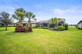 19850 Bittersweet Ln in Estero, FL - Foto de edificio - Building Photo
