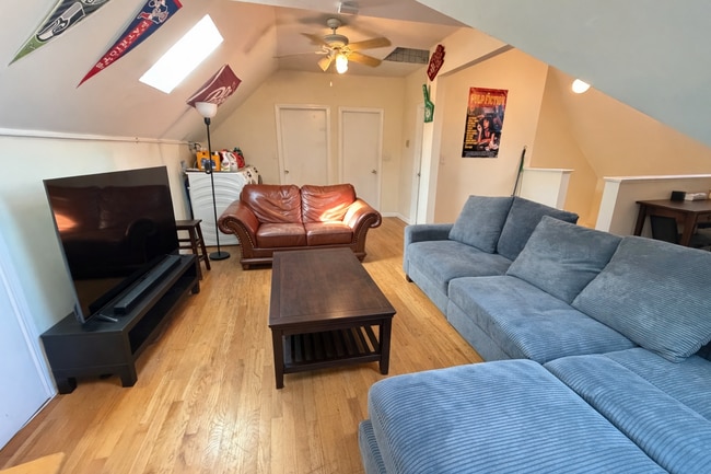 1 Sachem St, Unit 1 in Boston, MA - Foto de edificio - Building Photo