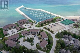 337 Mariners Way in Collingwood, ON - Building Photo