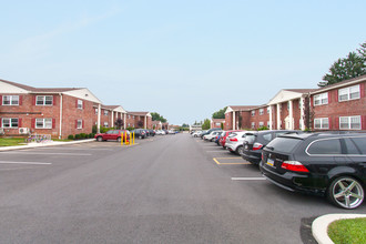 River Run Apartments in Bethlehem, PA - Building Photo - Building Photo