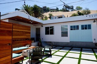4502 Griffin Ave in Los Angeles, CA - Building Photo