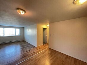 183 Loudon Rd in Concord, NH - Building Photo - Building Photo