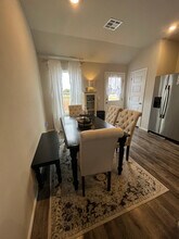 326 Starlight Dr in Shawnee, OK - Foto de edificio - Building Photo