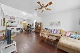 903 W 19th St in Chicago, IL - Building Photo - Building Photo
