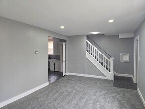 8143 Wisconsin St in Detroit, MI - Building Photo - Building Photo