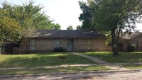 10402 Cricket Dr photo'