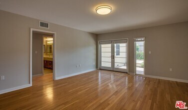 1012 Frederick St in Los Angeles, CA - Building Photo - Building Photo