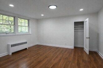 220 N Arlington Ave, Unit DB in East Orange, NJ - Building Photo - Building Photo